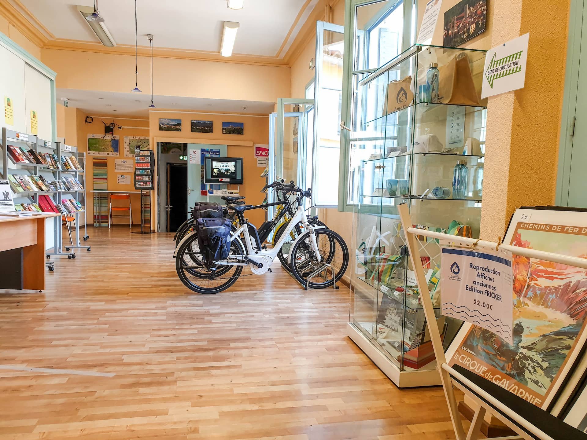 Amélie les Bains Tourisme › Pratique › Boutiques › Boutique de l'Office de Tourisme d'Amélie Amélie les Bains Tourisme › Pratique › Boutiques › Boutique de l'Office de Tourisme d'Amélie